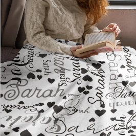 黒のハートパーソナライズされた名の複製されたAllover フリースブランケット