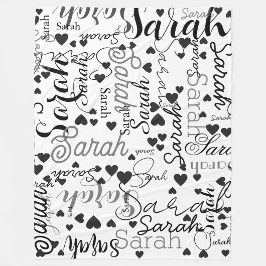 黒のハートパーソナライズされた名の複製されたAllover フリースブランケット (正面)