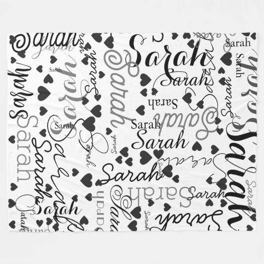 黒のハートパーソナライズされた名の複製されたAllover フリースブランケット (正面(横))