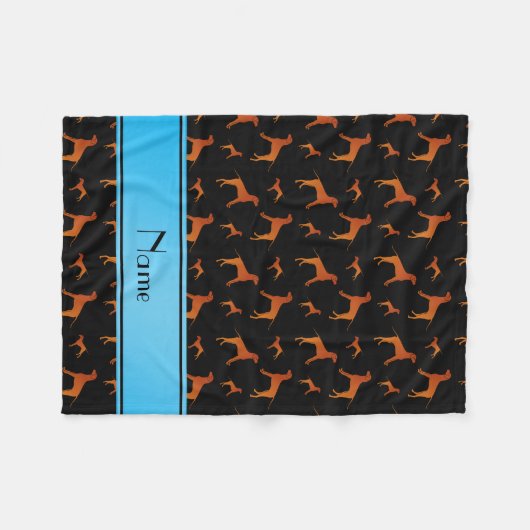 黒のパーソナライズされたローデシアンの隠し犬の名前 フリースブランケット (正面(横))