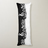 黒のパーソナライズで白く乱雑な音符 ボディピロー (裏面 (縦))