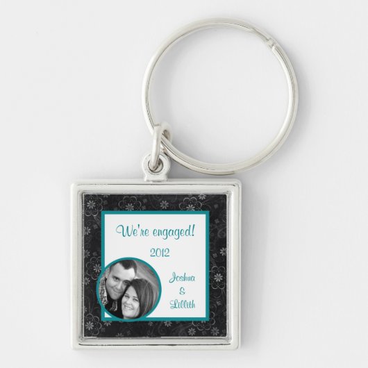 黒のフローラキーチェーン キーホルダー (正面)