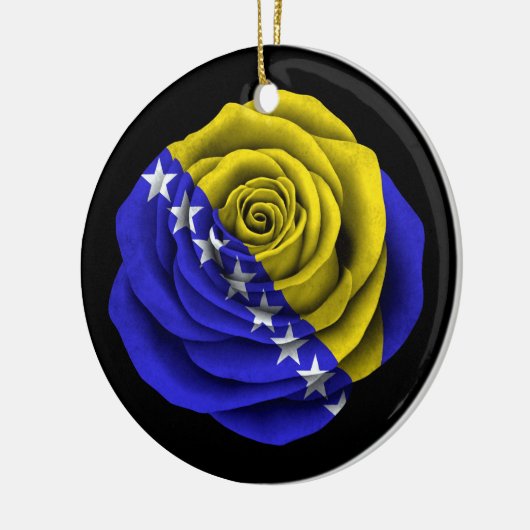 黒のボスニア・ヘルツェゴビナのばら色の旗 セラミックオーナメント (左)