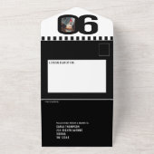 黒のモノクロ写真 円形 ストライプ 90歳の誕生日 オールインワン招待状 (外側)