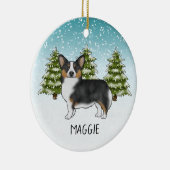 黒の三色のペンブロークコーギドウインターンクリスマス セラミックオーナメント (右)