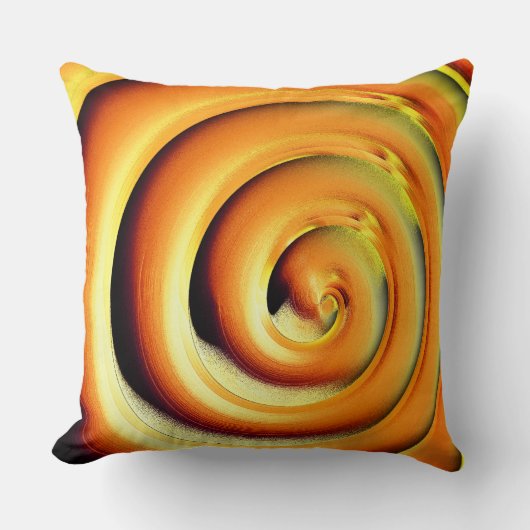 黒の上に巨大な光沢のあるオレンジ色のスパイラル クッション (正面)