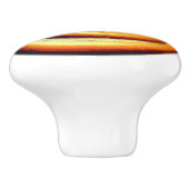 黒の上に巨大な光沢のあるオレンジ色のスパイラル セラミックノブ (側面)