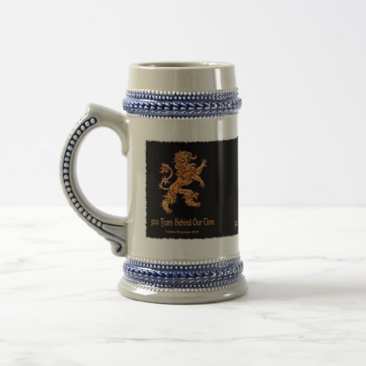 黒の中世金ゴールドのライオン ビールジョッキ (左)