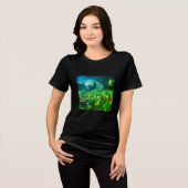 黒の半袖に野菜で支えられた地球 トライブレンドTシャツ (正面全面)
