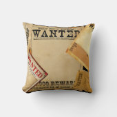 黒の古い西部の望まれたポスター クッション (正面)