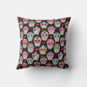 黒の明るい色のスカルのクッションを砂糖で甘くして下さい クッション (裏面)