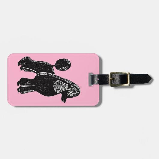 黒の標準プードル(ピンクの荷物タグ付き) ラゲッジタグ (正面横)