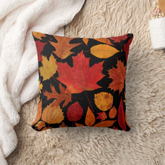 黒の紅葉 クッション (ブランケット)