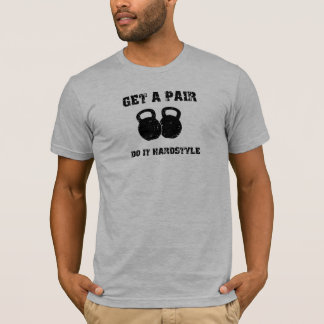 黒の組(のKETTLEBELLSを)得て下さい Tシャツ