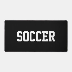 黒の背景に白文字でSOCCERと書かれたスポーティなデザイン デスクマット