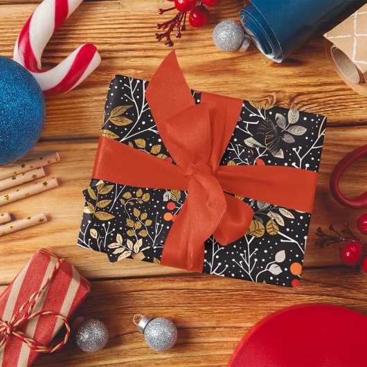 黒の複雑な葉とベリーのパターン ラッピングペーパー