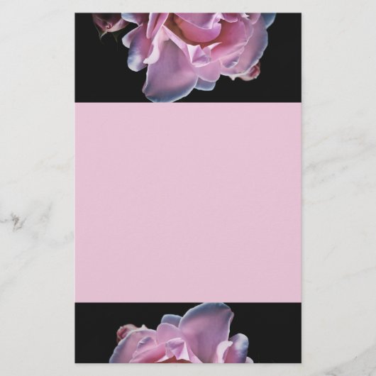 黒の豪華なピンクのバラ 便箋 (正面)