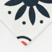 黒の赤いヴィンテージフローラモロッコモザイクパターン フリースブランケット (角)