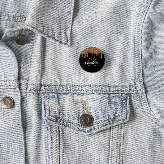 黒の金グリッターが滴るカスタムモノグラム名前 缶バッジ (インサイチュ)