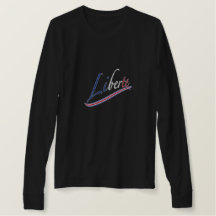 黒の長袖tシャツ