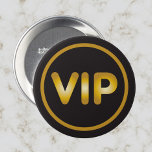 黒のVIPボタン金ゴールド 缶バッジ<br><div class="desc">あなたのイベントで非常に重要な人のためのVIPボタン。黒い背景に金ゴールドのメタリック文字と金ゴールド与えの円このデザインは伝統的まだ見てエレガントいる。</div>