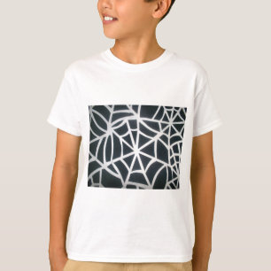 黒はっきりしたと白のクモの巣の幾何学的パターン Tシャツ