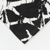 黒はっきりしたと白のブルーアイタイガー フリースブランケット (角)