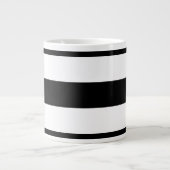 黒はっきりしたと白の水平ストライプ ジャンボコーヒーマグカップ (正面)