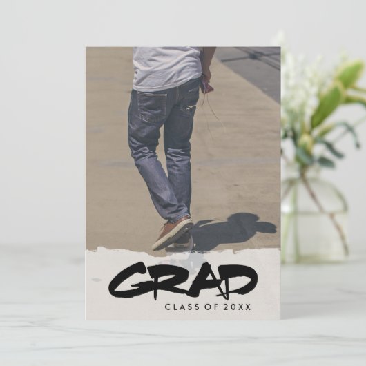 黒はっきりしたモダン文字少年卒業パーティー写真 招待状 (スタンド正面)