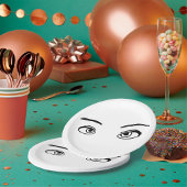 黒はっきりした白ミステリアスな目イラストレーション ペーパープレート