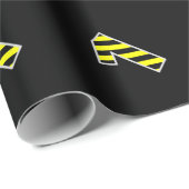 黒はっきりした色と黄ストライプ色のイベント1誕生日番号 ラッピングペーパー (ロールコーナー)