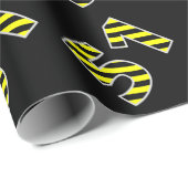 黒はっきりした色と黄ストライプ色の51イベント番号(誕生日) ラッピングペーパー (ロールコーナー)