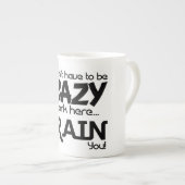 黒はない熱狂する私達訓練しますおもしろいな協力者 ボーンチャイナマグカップ (正面右)