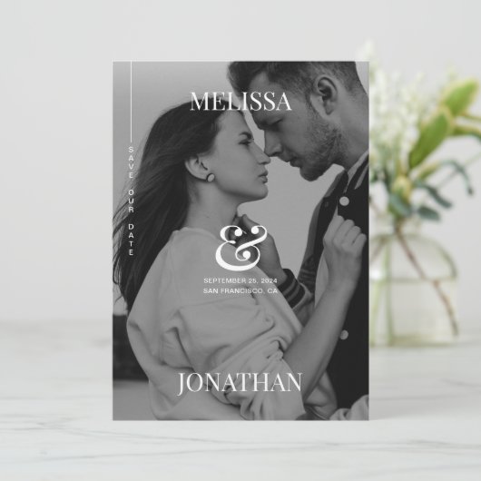 黒エレガントと白のオーバーレイ写真の日付を保存 招待状 (スタンド正面)