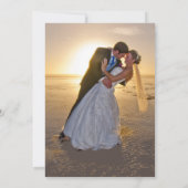 黒エレガントと白のオーバーレイ結婚写真 招待状 (裏面)