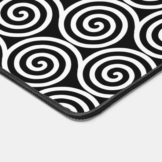 黒エレガントと白の抽象芸術らせん円 デスクマット (コーナー)