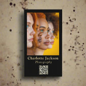 黒エレガントと金ゴールドのスクリプトl写真とQrコード 名刺