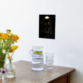 黒エレガントと金ゴールドの卒業カードとギフト 箔ポスター (レイダウン (キッチン))