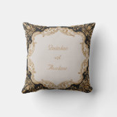 黒エレガントと金ゴールドバロック枕 クッション (裏面)