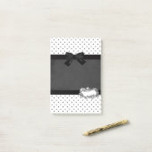 黒エレガントスタイリッシュ、白の水玉模様 – 黒の弓 ポストイット (デスク上)