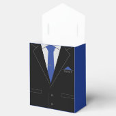黒エレガントスーツ&青ネクタイ – 名前を追加 フェイバーボックス (オープン)