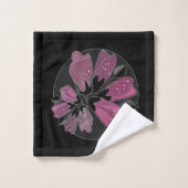 黒エレガントフェミニンと埃っぽいピンクのフローラプリント バスタオルセット (ウォッシュタオル)