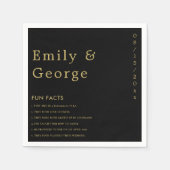 黒エレガントモダンと金ゴールドのおもしろいの事実結婚 スタンダードカクテルナプキン (正面)