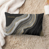 黒エレガントモノグラムの金ゴールド ランバークッション (ブランケット)