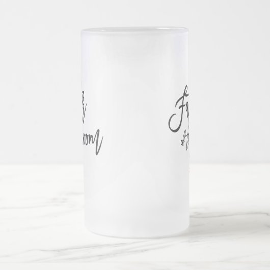 黒エレガント文字の花婿の父の名前の贈り物 フロストグラスビールジョッキ (中央)