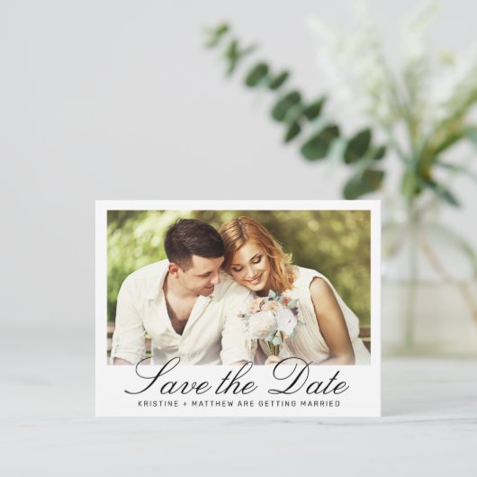 黒エレガント文字白い結婚式の日付を保存 案内ポストカード (スタンド正面)