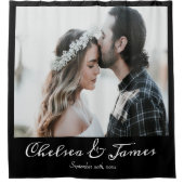 黒エレガント書写真パーソナライズされた シャワーカーテン (正面)