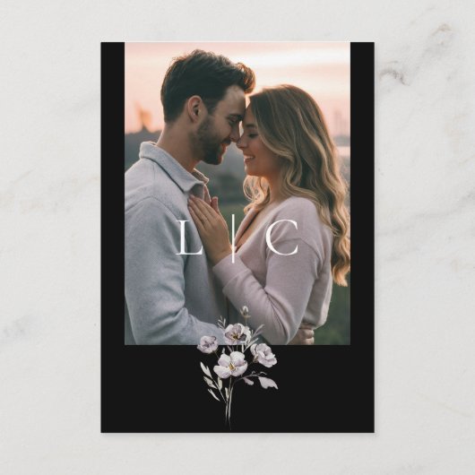 黒エレガント結婚モダン詳細QRコード エンクロージャーカード (裏面)