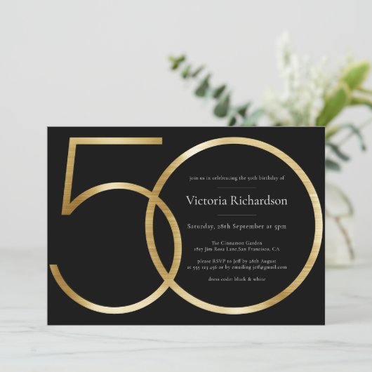 黒エレガント金ゴールドミニマル50誕生日 招待状 (スタンド正面)