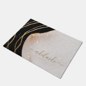 黒エレガント金ゴールドモノグラムスクリプト名ようこそ ドアマット (アングル)